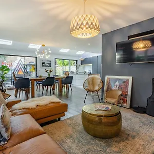 Vallance House Holiday home